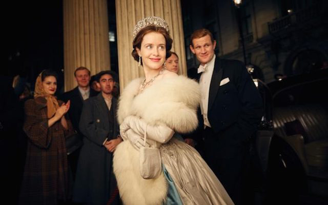#BuroCrush: Хатан хааныг хэний ч мэдэхгүй өнцгөөс харуулсан Клэр Фой (фото 4)
