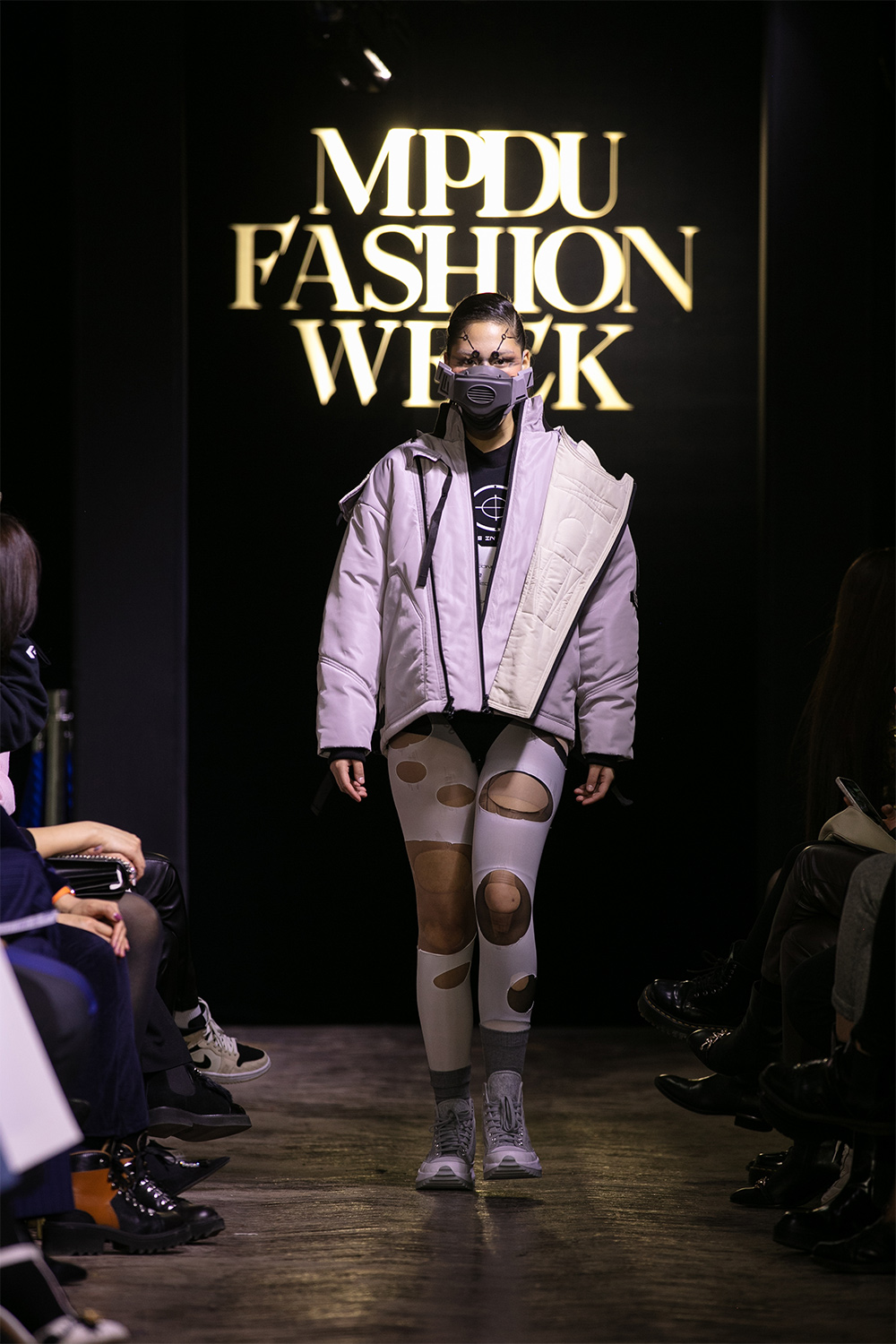 MPDU Fashion Week: Сайберпанк ертөнцийг харуулсан Futuristic Type брэндийн цуглуулга (фото 7)