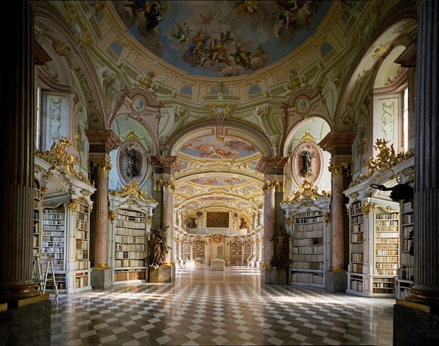 "Мэдлэгийн сүм" буюу дэлхийн хамгийн аугаа номын сангууд (фото 1)