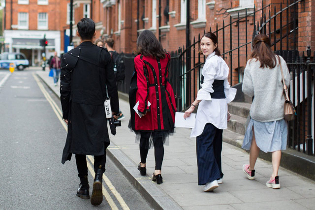 Лондонгийн загварын долоо хоног: Street Style. Нэгдүгээр хэсэг