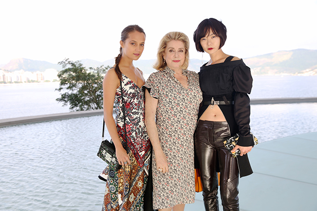 Рио-де-Жанейрод болсон Louis Vuitton-ы аяллын цуглуулгын шоуны зочид (фото 3)
