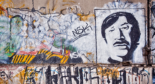 Улаанбаатар хотын онцлох граффити зургууд (фото 12)