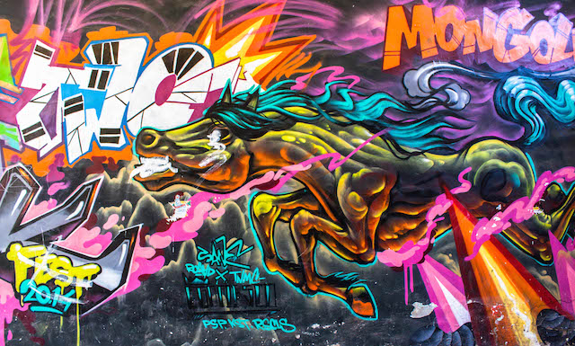 Улаанбаатар хотын онцлох граффити зургууд (фото 1)