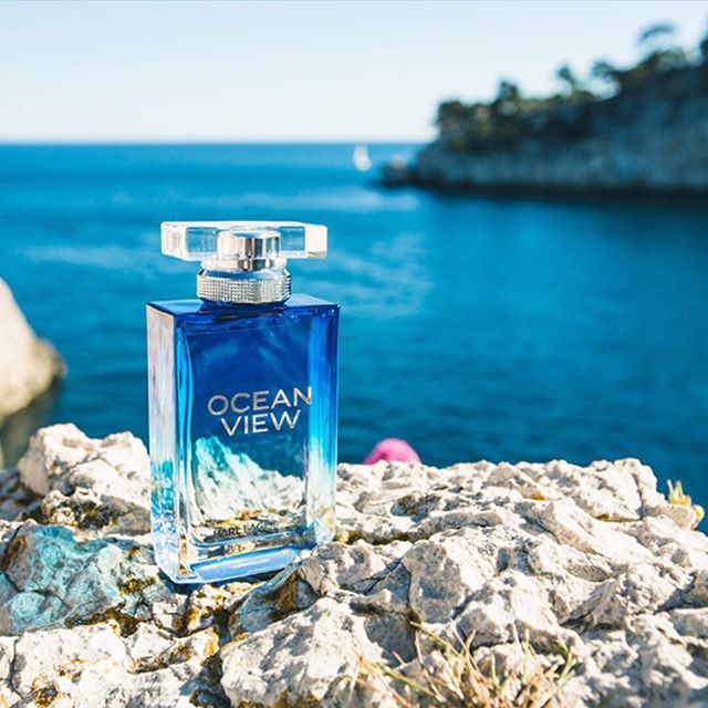 In need of an ocean view ?  Try our new fragrance. #KARLLAGERFELD