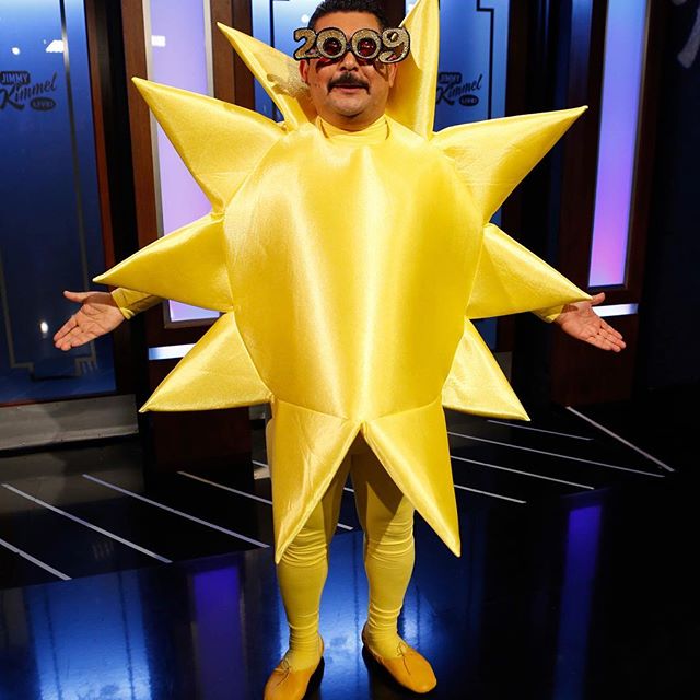 Whatever you do, don't look directly at the sun today! #SolarEclipse2017 @IamGuillermo