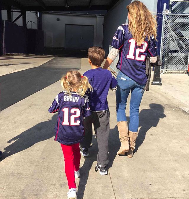 Go Pats!!!!     @tombrady we love you!!