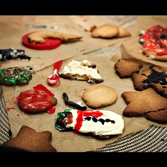 @vancityreynolds made some Christmas cookies...  
...He s verrry handsome though.