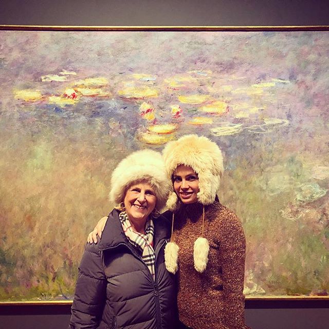 Two mama s and a Monet        