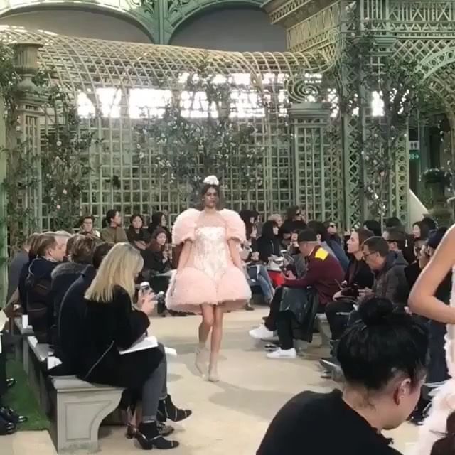 #Repost @fashiontomax with @get_repost
   
@kaiagerber at @chanelofficial Haute Couture fashion show. Vdo by @maximsap
