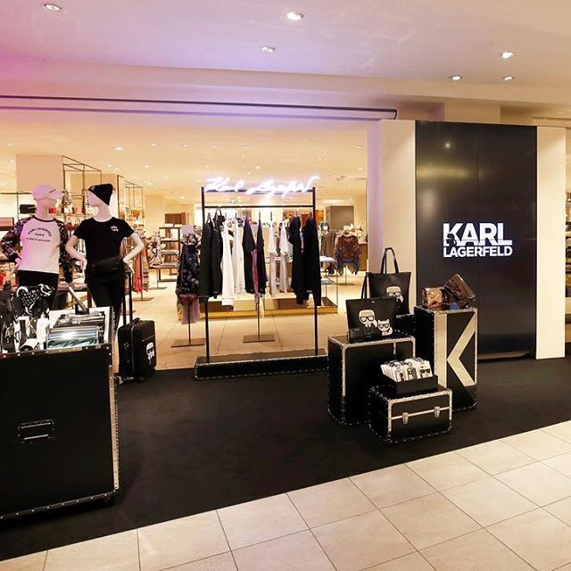 An exclusive "KARL essentials" pop-up just opened in @kadewe_berlin department store! Be sure to come to visit before the 29!  #KARLLAGERFELD