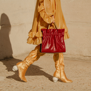 Street style: Парисын загварын долоо хоногийн сүүлийн өдрүүд Street style: Парисын загварын долоо хоногийн сүүлийн өдрүүд