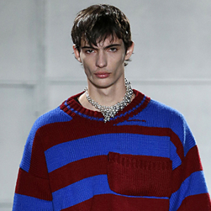 Нью-Йоркийн эрэгтэй загварын долоо хоног: Raf Simons, намар-өвөл 2017 Нью-Йоркийн эрэгтэй загварын долоо хоног: Raf Simons, намар-өвөл 2017