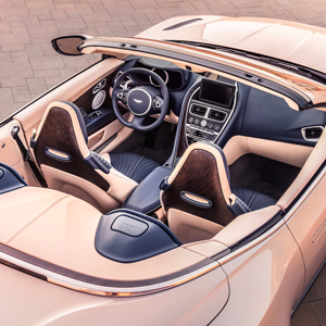 Жеймс Бондод таалагдана: Aston Martin DB11 Volante загвар танилцуулагдлаа Жеймс Бондод таалагдана: Aston Martin DB11 Volante загвар танилцуулагдлаа