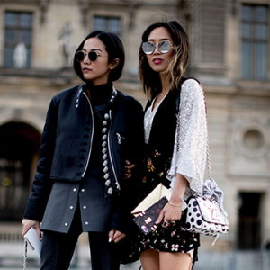 Парисын загварын долоо хоног дахь street style, VI хэсэг Парисын загварын долоо хоног дахь street style, VI хэсэг