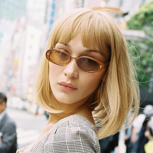 Шаргал өнгийн хиймэл үс зүүсэн Белла Хадид өөртөө шинэ нэр өгч, шинэ Instagram хуудас нээлээ Шаргал өнгийн хиймэл үс зүүсэн Белла Хадид өөртөө шинэ нэр өгч, шинэ Instagram хуудас нээлээ
