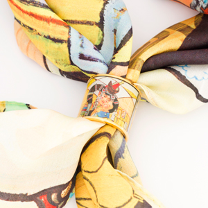 Yalguun Accessories монгол хатдын зурагтай алчуурын бөгж танилцууллаа Yalguun Accessories монгол хатдын зурагтай алчуурын бөгж танилцууллаа