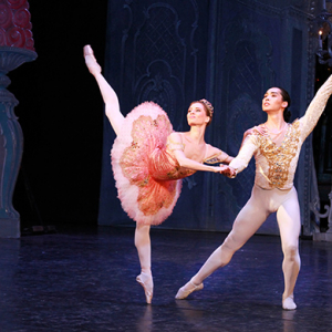 Цөмөөхэй балетын хаалт: Д.Алтанхуяг Большой театрын Губанова Анастасиятай хамт гоцлолоо
