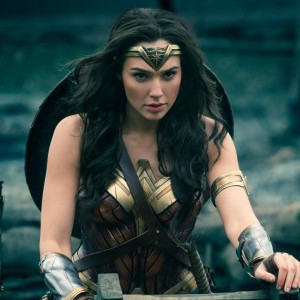Галь Гадот “Wonder Woman” киноноос хэр хэмжээний цалин авсан бэ?