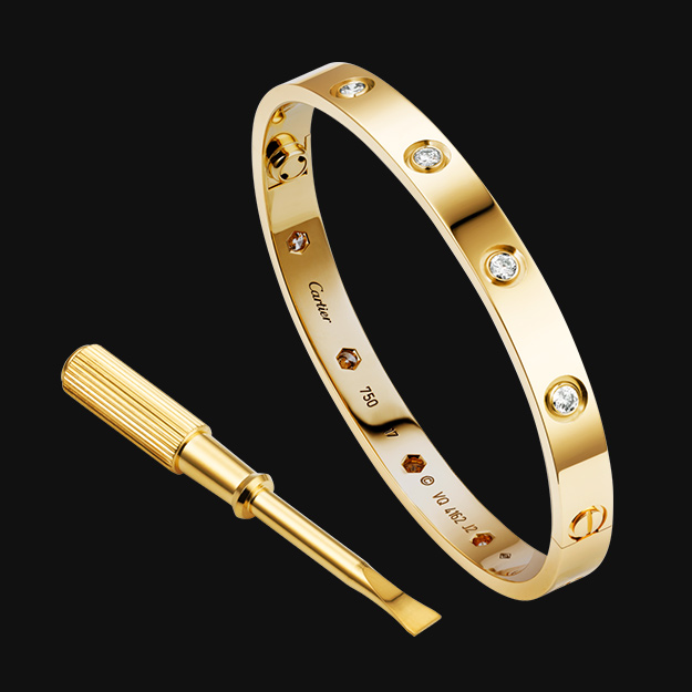 Cartier алдарт Love бугуйвчаа дахин худалдаанд гаргалаа Cartier алдарт Love бугуйвчаа дахин худалдаанд гаргалаа