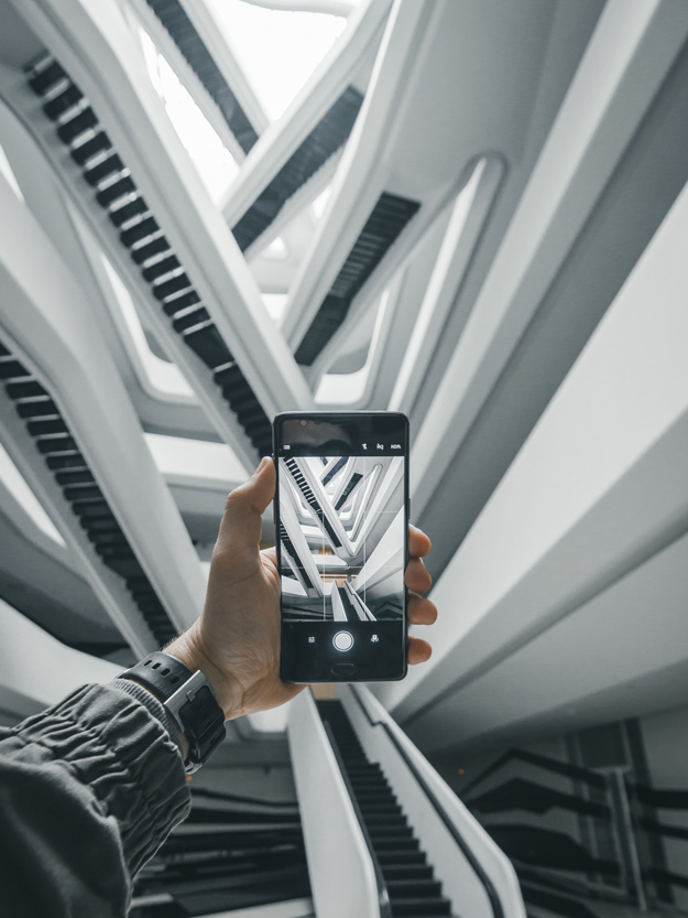 Instagram таны зургийг хэрхэн ашигладаг вэ? Instagram таны зургийг хэрхэн ашигладаг вэ?