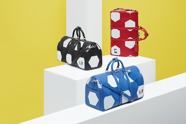 ДАШТ 2018: Louis Vuitton брэнд FIFA-тай гурван төсөл дээр хамтарчээ ДАШТ 2018: Louis Vuitton брэнд FIFA-тай гурван төсөл дээр хамтарчээ
