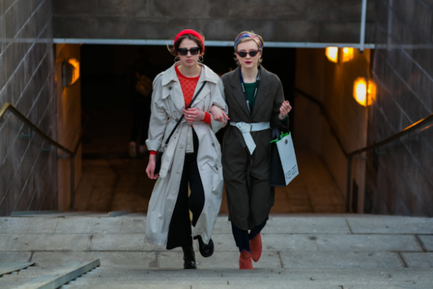 Москвагийн загварын долоо хоног дахь street style Москвагийн загварын долоо хоног дахь street style