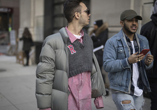 Нью-Йоркийн эрэгтэй загварын долоо хоног: Street style, хоёрдугаар хэсэг Нью-Йоркийн эрэгтэй загварын долоо хоног: Street style, хоёрдугаар хэсэг
