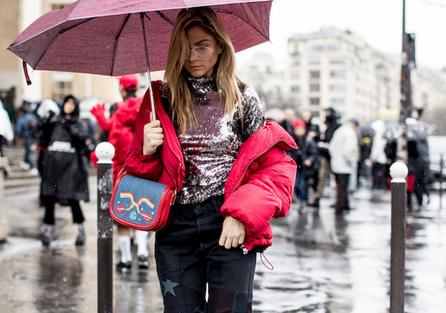 Парисын загварын долоо хоног дахь street style, IV хэсэг Парисын загварын долоо хоног дахь street style, IV хэсэг