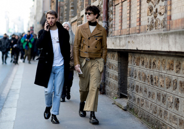 Парисын эрэгтэй загварын долоо хоног: Street Style, нэгдүгээр хэсэг Парисын эрэгтэй загварын долоо хоног: Street Style, нэгдүгээр хэсэг