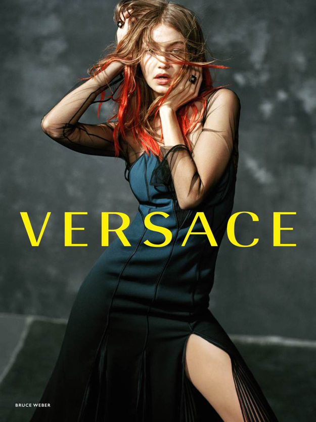Жижи Хадид ба Тейлор Хилл нарын оролцсон Versace-гийн шинэ сурталчилгаa Жижи Хадид ба Тейлор Хилл нарын оролцсон Versace-гийн шинэ сурталчилгаa