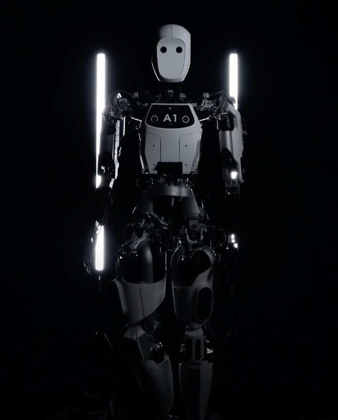 Технологийн шинэ эрин үе: Apollo хүн дүрст роботтой танилцаарай