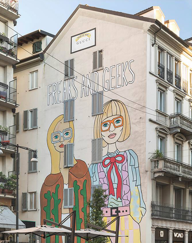 Gucci Милан ба Нью-Йорк хотуудын барилга дээр аварга том зураг зурлаа