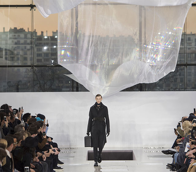 Парисын эрэгтэй загварын долоо хоног: Louis Vuitton, намар-өвөл 2016