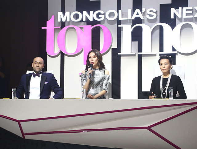 Mongolia’s Next Top Model нэвтрүүлгийн шүүгчид юу өмссөн бэ?