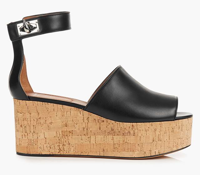 Givenchy<p><a href=\"http://www.matchesfashion.com/intl/products/Givenchy-Rinny-leather-flatform-wedge-sandals-1046585\" target=\"_blank\">matchesfashion.com</a></p>