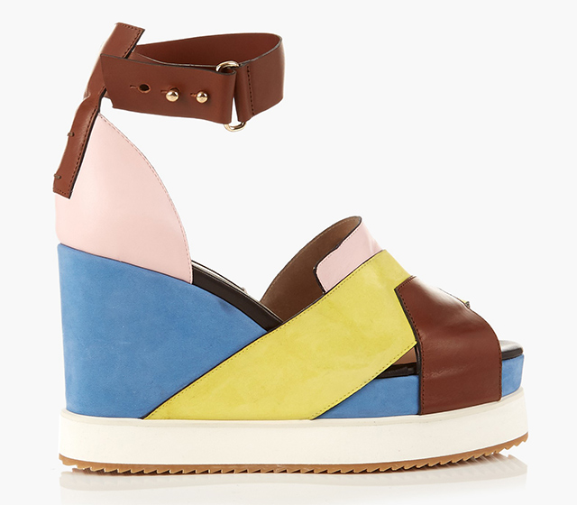 Chrissie Morris<p><a href=\"http://www.matchesfashion.com/intl/products/Chrissie-Morris-Isla-leather-and-suede-wedge-sandals-1048184\" target=\"_blank\">matchesfashion.com</a></p>