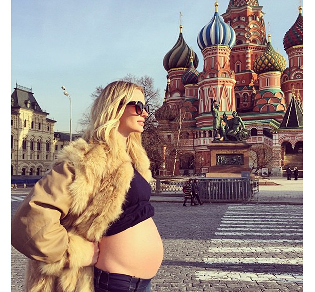 Супер модел Анна Вялицына-гийн Instagram-аас @annevofficial