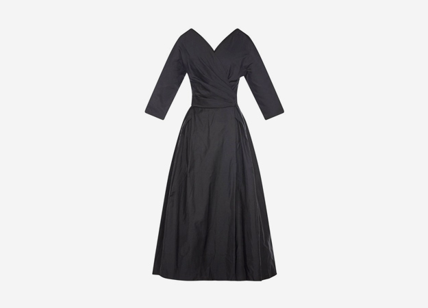 Jean Wurtz<p><a id=\"\" style=\"\" target=\"_blank\" href=\"https://www.1stdibs.com/fashion/clothing/evening-dresses/1950s-jean-wurtz-haute-couture-black-silk-new-look-dress/id-v_2976183/?utm_content=test\">1stdibs.com</a></p>