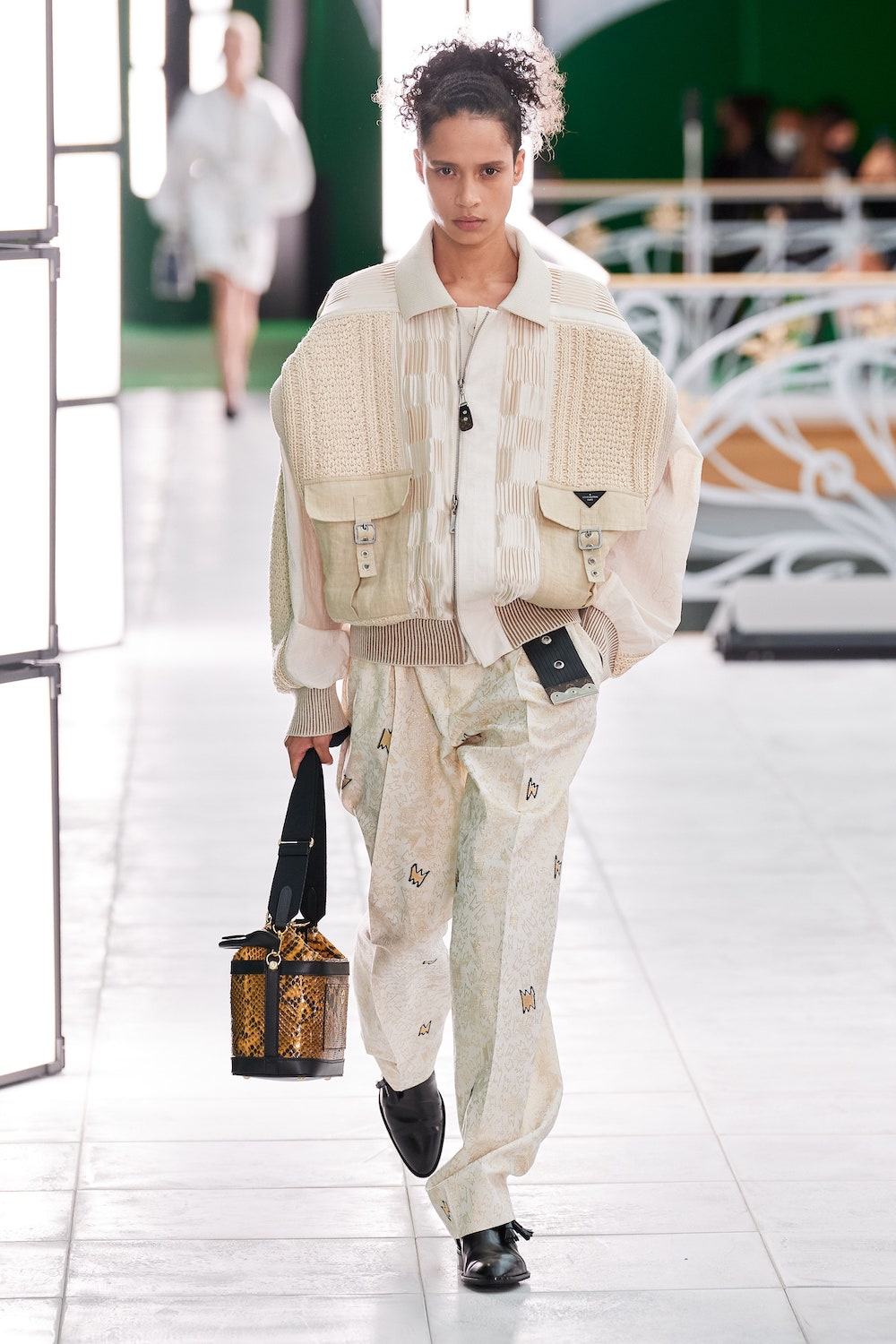 Louis Vuitton, хавар-зун 2021 (фото 26)