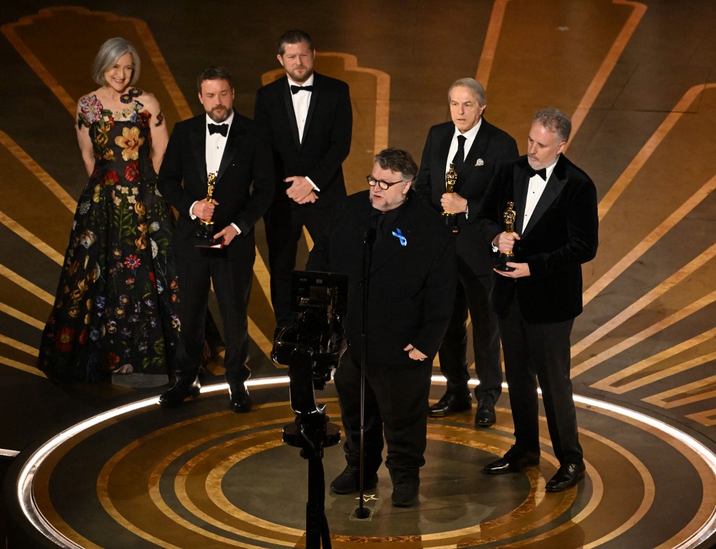 2023 оны Оскарын шагнал гардуулах ёслолын ялагчид тодорлоо (фото 7)