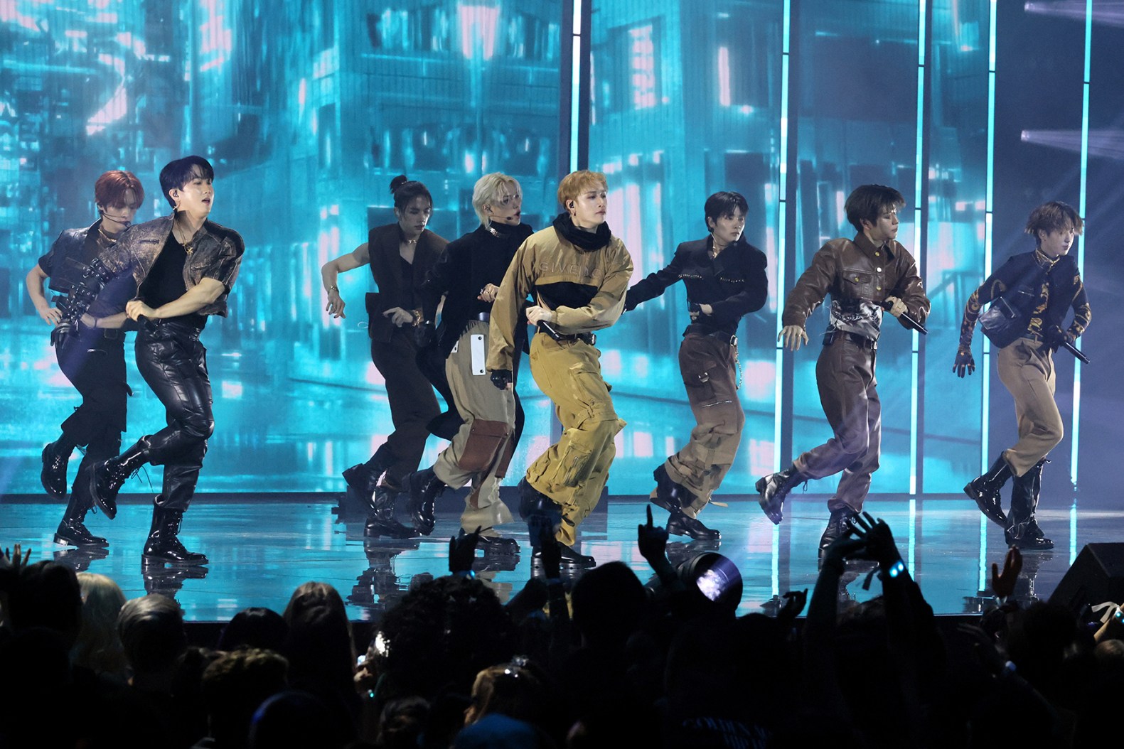 MTV VMA 2023 ёслолын ялагчид тодорлоо: Тейлор Свифт, Жон Гүг, SZA болон бусад (фото 2)
