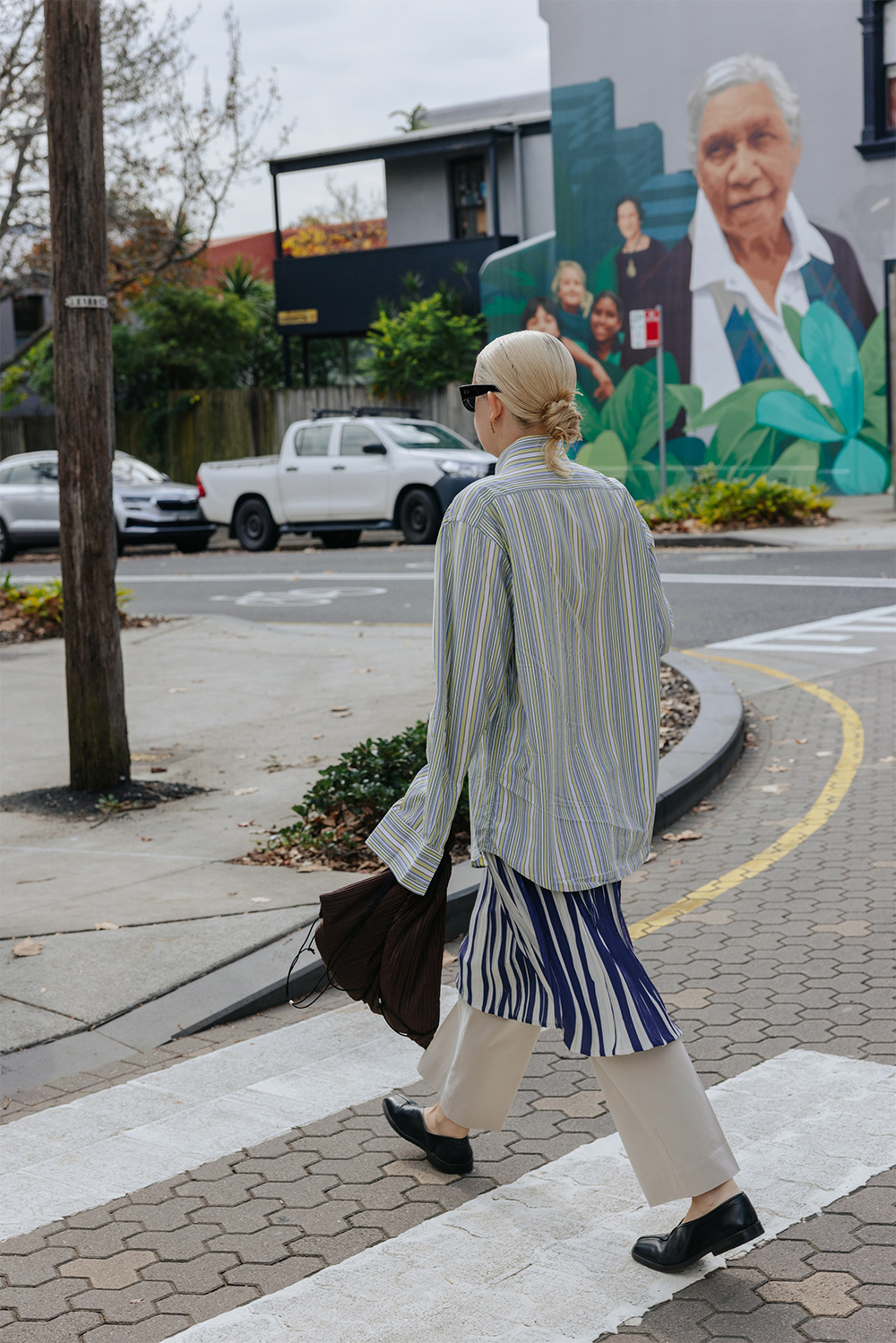 Онцлох street style төрхүүд: Австрали залуус хэрхэн хувцасладаг вэ? (фото 66)