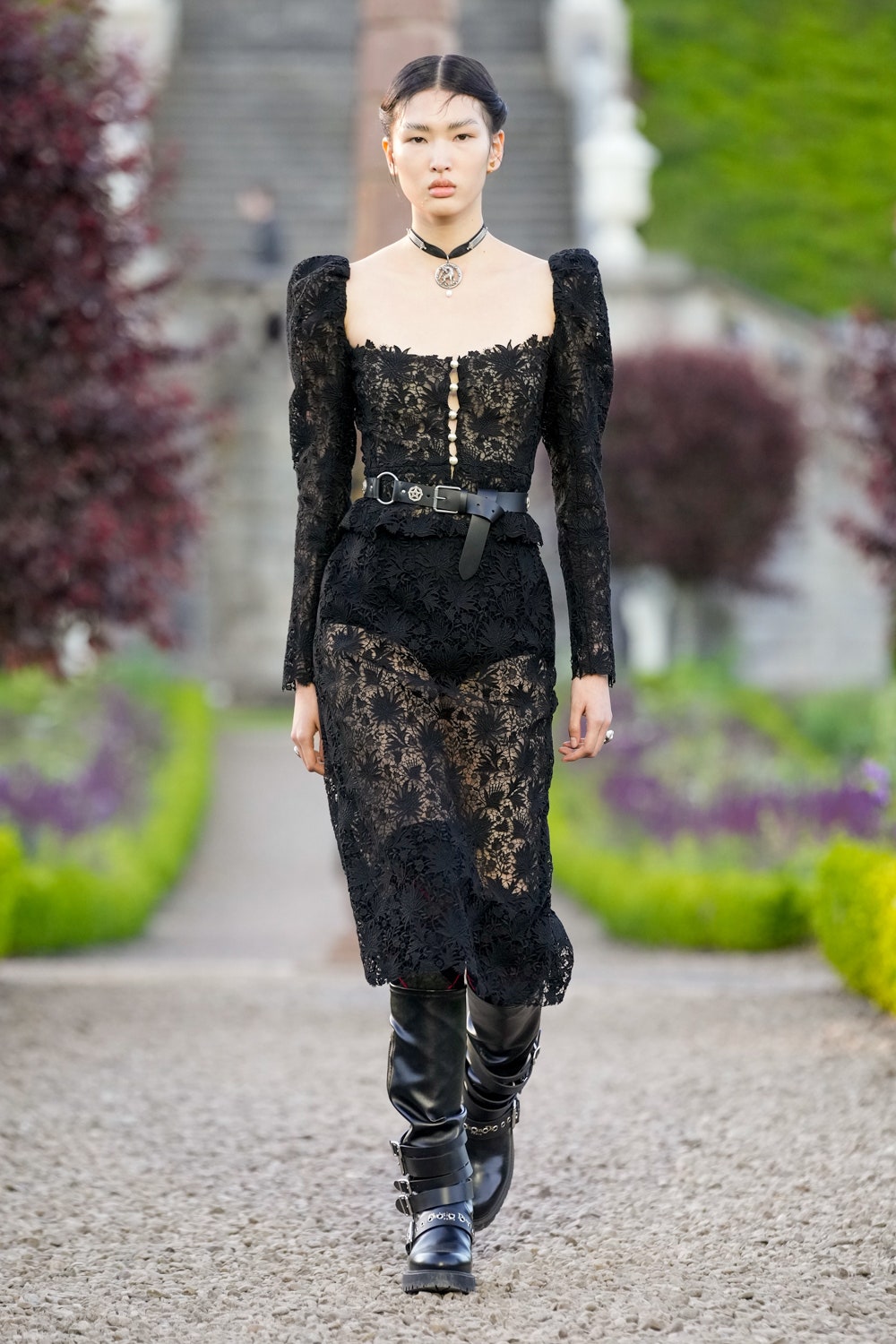 Романтик, готик өнгө аястай Dior-ын шинэ цуглуулга (фото 30)