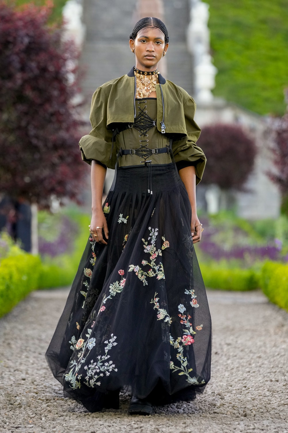 Романтик, готик өнгө аястай Dior-ын шинэ цуглуулга (фото 60)