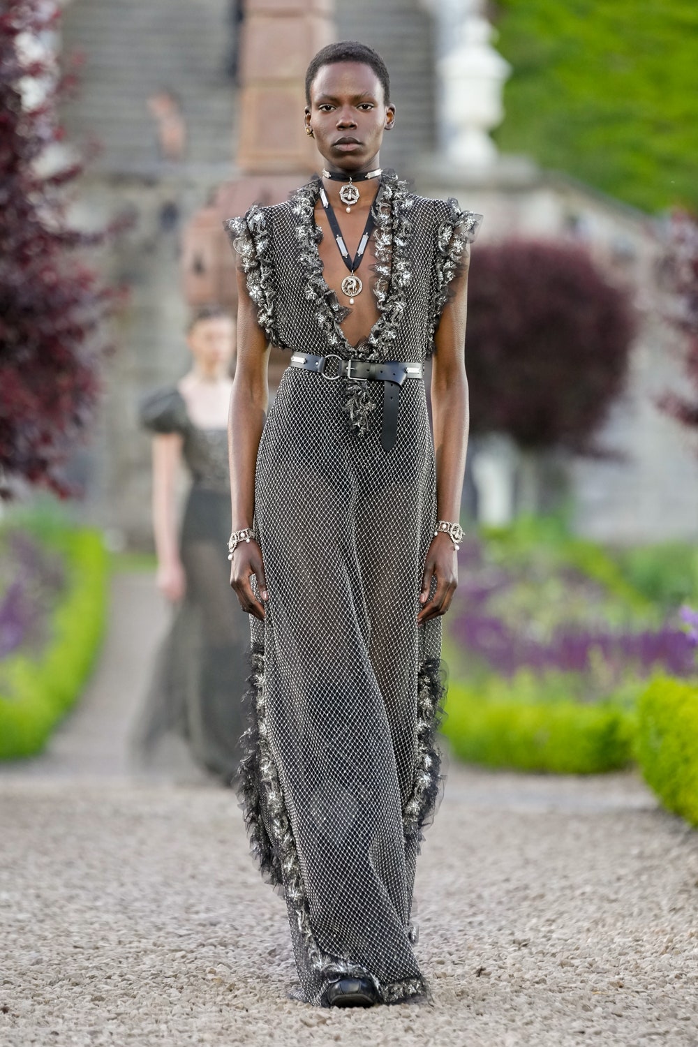 Романтик, готик өнгө аястай Dior-ын шинэ цуглуулга (фото 72)