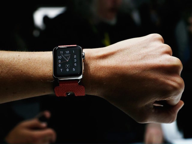 Шинэчлэгдсэн Apple Watch Series 2 ямар болсныг харцгаая (фото 4)