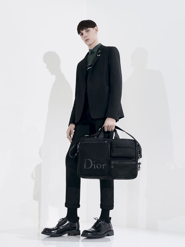 Dior эрэгтэй цүнхний цуглуулга гаргалаа (фото 1)
