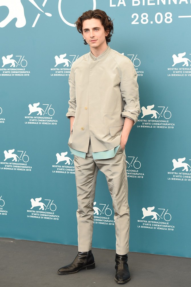 Тимоти Шаламе эрэгтэй хувцас загварын хамгийн нөлөө бүхий хүнээр тодорлоо (фото 1)