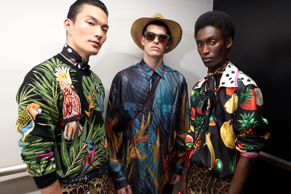 Халуун орны жимс, амьтдаар дүүрэн Dolce & Gabbana брэндийн эрэгтэй цуглуулга (фото 8)