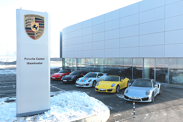 Porsche Улаанбаатар төвийн шинэ үзэсгэлэнгийн танхим нээгдлээ (фото 3)